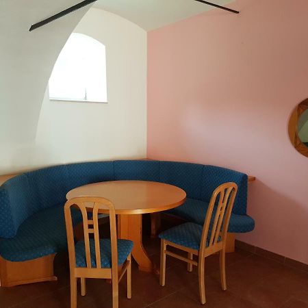 Artemis Farm Apartments บาด บลูเมา ภายนอก รูปภาพ